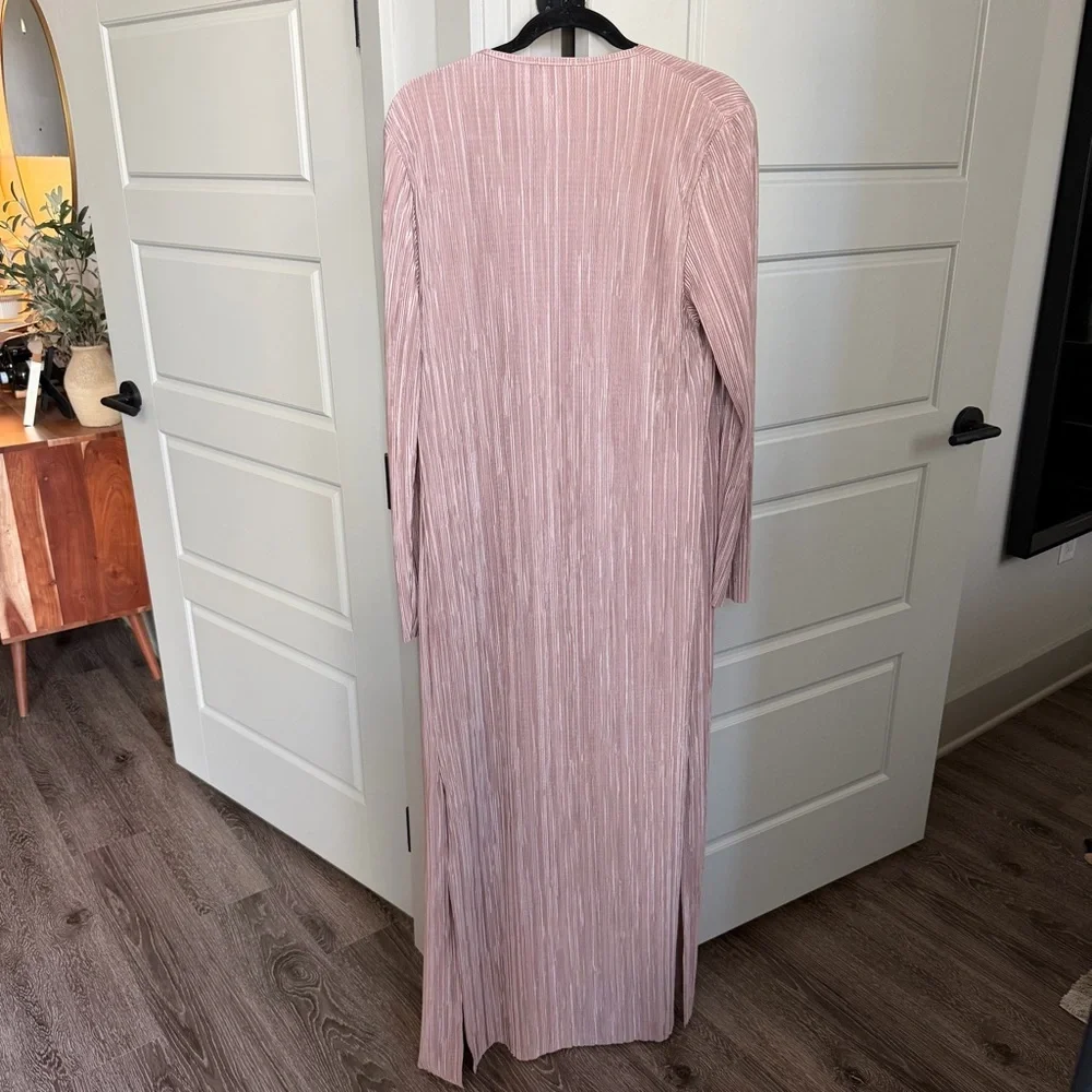 Boohoo Pleated Open-Front Duster Cardigan - Picture 4 of 9